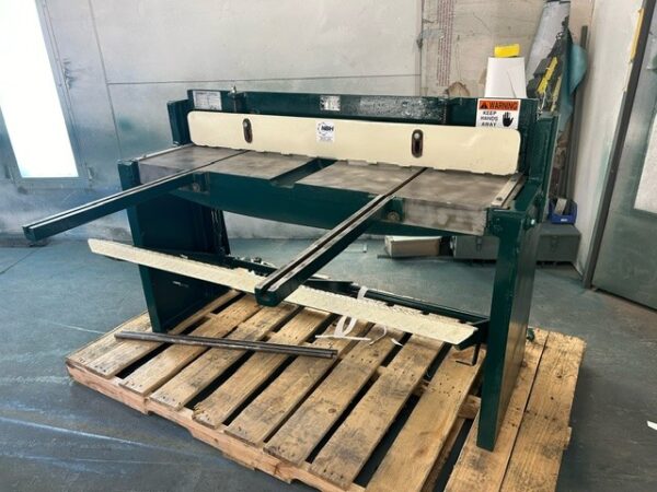 135397 Pre-owned Tennsmith 52F Foot Shear
